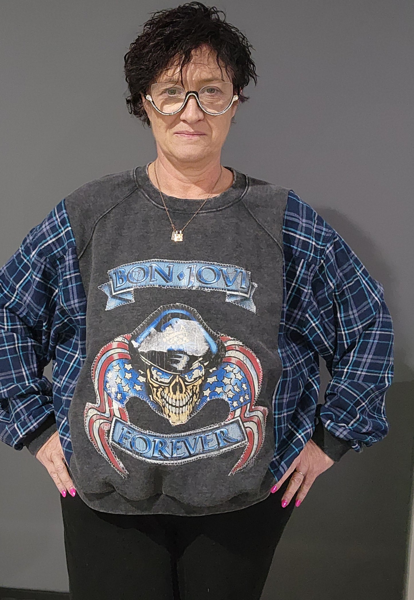 Handmade Upcycled Jumper – Skull & Flag Graphic with Flannel Sleeves (XL–2XL)