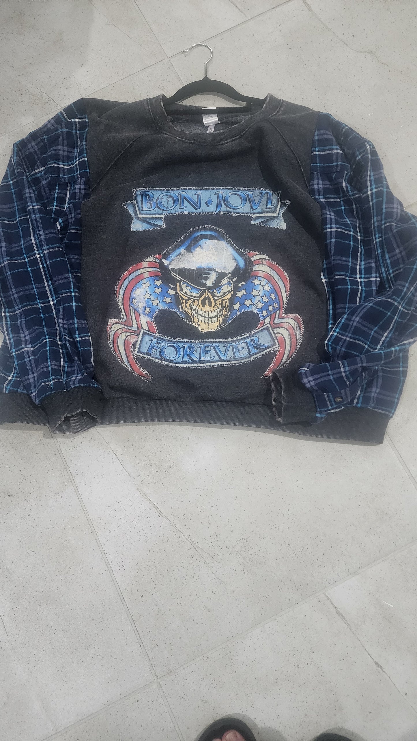 Handmade Upcycled Jumper – Skull & Flag Graphic with Flannel Sleeves (XL–2XL)